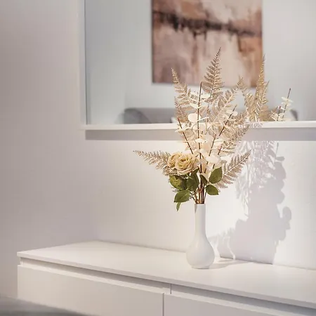 Moss & Gold - Bright Collection - Fuer 3 Mit Parkplatz, Kueche, Arbeitsplatz דירה