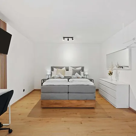 M&g Fuer 3 Mit Parkplatz, Kueche, Arbeitsplatz *